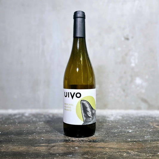 Folias de Baco - Uivo, Moscatel Galego Blanco, Douro, Portugal (2022)